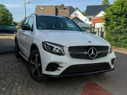 Weiß Gebraucht 2017 Mercedes GLC250 Night SUV | 30.900 € (Teuer)