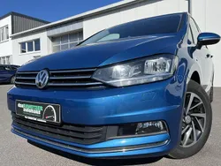 Blau Gebraucht 2018 VW Touran Join Van / Kleinbus | 16.860 € (Fairer Preis)