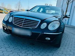 Schwarz Gebraucht 2008 Mercedes E200 Limousine | 6.800 € (Fairer Preis)
