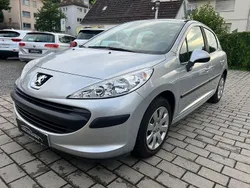 Grau Gebraucht 2007 Peugeot 207 Tendance Kleinwagen | 2.950 € (Fairer Preis)