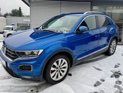 Blau Gebraucht 2018 VW T-Roc Sportline SUV | 23.490 € (Teuer)