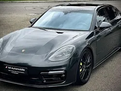 Grau Gebraucht 2018 Porsche Panamera Turbo S Limousine | 59.950 € (Fairer Preis)