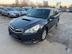 Grün Gebraucht 2011 Subaru Legacy Active Kombi | 3.499 €