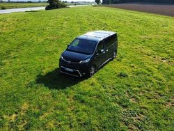 Blau Gebraucht 2017 Toyota Proace Verso Kombi | 27.499 € (Guter Preis)