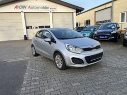 Silber Gebraucht 2012 Kia Rio Edition 7 Limousine | 4.200 € (Etwas zu teuer)
