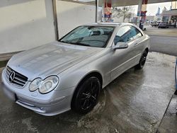 Silber Gebraucht 2002 Mercedes CLK240 Coupé | 6.000 €