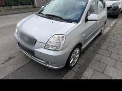 Silber Gebraucht 2006 Kia Picanto 2 Kleinwagen | 800 € (Guter Preis)