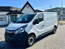 Weiß Gebraucht 2017 Opel Vivaro Van | 13.150 € (Guter Preis)