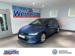Anemonenblau metallic Gebraucht 2024 VW Golf VIII Life Limousine | 23.380 € (Guter Preis)