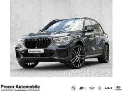 Grau Gebraucht 2022 BMW X5 M Sport SUV | 61.390 € (Guter Preis)