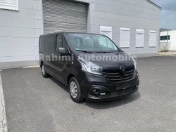 Schwarz Gebraucht 2018 Renault Trafic Van | 13.000 € (Guter Preis)