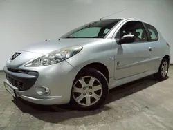 Grau Gebraucht 2012 Peugeot 206+ Kleinwagen | 3.300 € (Fairer Preis)