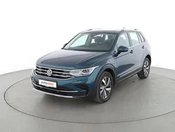 Blau Gebraucht 2022 VW Tiguan Elegance SUV | 31.890 € (Teuer)
