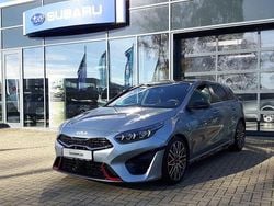 Silber Gebraucht 2023 Kia Ceed GT Limousine | 28.990 € (Fairer Preis)