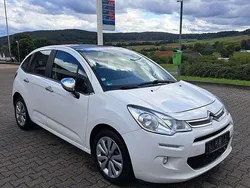 Weiß Gebraucht 2014 Citroën C3 PureTech Kleinwagen | 2.000 € (Fairer Preis)
