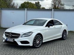 Weiß Gebraucht 2016 Mercedes CLS350 AMG Coupé | 21.900 € (Fairer Preis)