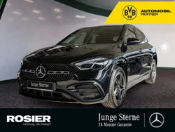 Schwarz / kosmosschwarz (metallic) Gebraucht 2024 Mercedes GLA250 AMG SUV | 44.875 € (Guter Preis)
