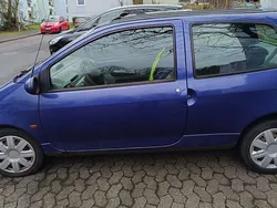 Gebraucht 2001 Renault Twingo Kleinwagen | 400 €