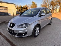 Silber Gebraucht 2012 Seat Altea Style Van / Kleinbus | 7.990 € (Fairer Preis)
