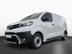 Weiß Gebraucht 2023 Toyota Proace Van | 32.790 € (Fairer Preis)