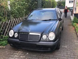 Schwarz Gebraucht 1996 Mercedes E55 AMG AMG Kombi | 6.850 €