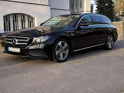 Gebraucht 2016 Mercedes E200 Avantgarde Kombi | 23.990 € (Etwas zu teuer)