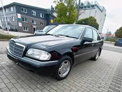 Schwarz Gebraucht 1994 Mercedes C220 Limousine | 5.899 €