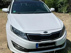 Weiß Gebraucht 2013 Kia Optima Spirit Limousine | 9.100 € (Etwas zu teuer)