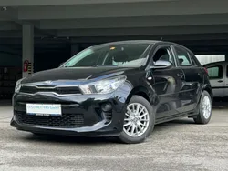 Schwarz Gebraucht 2017 Kia Rio Edition 7 Kleinwagen | 8.249 € (Fairer Preis)