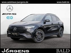 Kosmosschwarz metallic Gebraucht 2024 Mercedes EQA350 AMG SUV | 39.850 € (Fairer Preis)