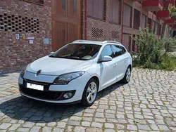Weiß Gebraucht 2013 Renault Mégane III Limousine | 3.999 € (Fairer Preis)