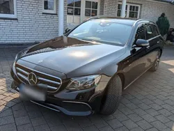 Schwarz Gebraucht 2019 Mercedes E200 Avantgarde Kombi | 27.999 € (Fairer Preis)