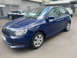 Blau Gebraucht 2015 Skoda Fabia Cool Edition Limousine | 5.990 € (Guter Preis)