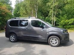 Grau Gebraucht 2019 Peugeot Rifter Allure Van / Kleinbus | 19.500 € (Fairer Preis)