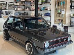 Blau Gebraucht 1983 VW Golf I GTI Kleinwagen | 29.999 €