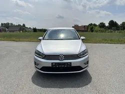 Grau Gebraucht 2015 VW Golf Sportsvan Comfortline Van / Kleinbus | 8.900 € (Fairer Preis)