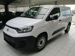 Weiß Gebraucht 2023 Fiat e-Doblò L2 50 kWh Van / Kleinbus | 26.168 € (Fairer Preis)