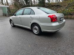 Braun Gebraucht 2006 Toyota Avensis Limousine | 1.600 € (Guter Preis)