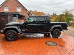 Schwarz Gebraucht 2022 Jeep Gladiator Overland Abholung | 56.000 € (Fairer Preis)