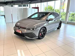 Grau Gebraucht 2022 VW Golf VIII GTI Clubsport Limousine | 38.770 € (Etwas zu teuer)
