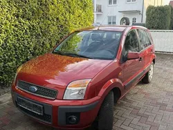Rot Gebraucht 2006 Ford Fusion Trend Limousine | 3.990 € (Teuer)