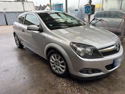 Gebraucht 2009 Opel Astra GTC Coupé | 3.900 € (Etwas zu teuer)
