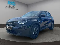 Gruen Neu 2025 Fiat 600 SUV | 29.890 € (Teuer)