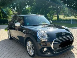 Schwarz Gebraucht 2016 Mini ONE Kleinwagen | 9.990 € (Fairer Preis)