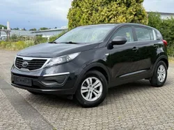 Schwarz Gebraucht 2011 Kia Sportage Attract SUV | 11.450 € (Teuer)