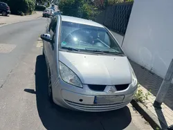 Silber Gebraucht 2005 Mitsubishi Colt Kleinwagen | 2.600 €