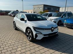 Weiß Gebraucht 2022 Renault Mégane Equilibre Limousine | 17.990 € (Superpreis)