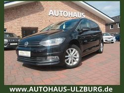 Schwarz Gebraucht 2016 VW Touran Comfortline Van / Kleinbus | 15.900 € (Teuer)
