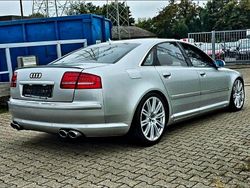 Grau Gebraucht 2005 Audi A8 Limousine | 8.500 € (Teuer)