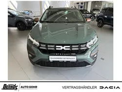 Safarigrã¼ngrau metallic Neu 2025 Dacia Sandero Extreme Kleinwagen | 20.339 € (Etwas zu teuer)
